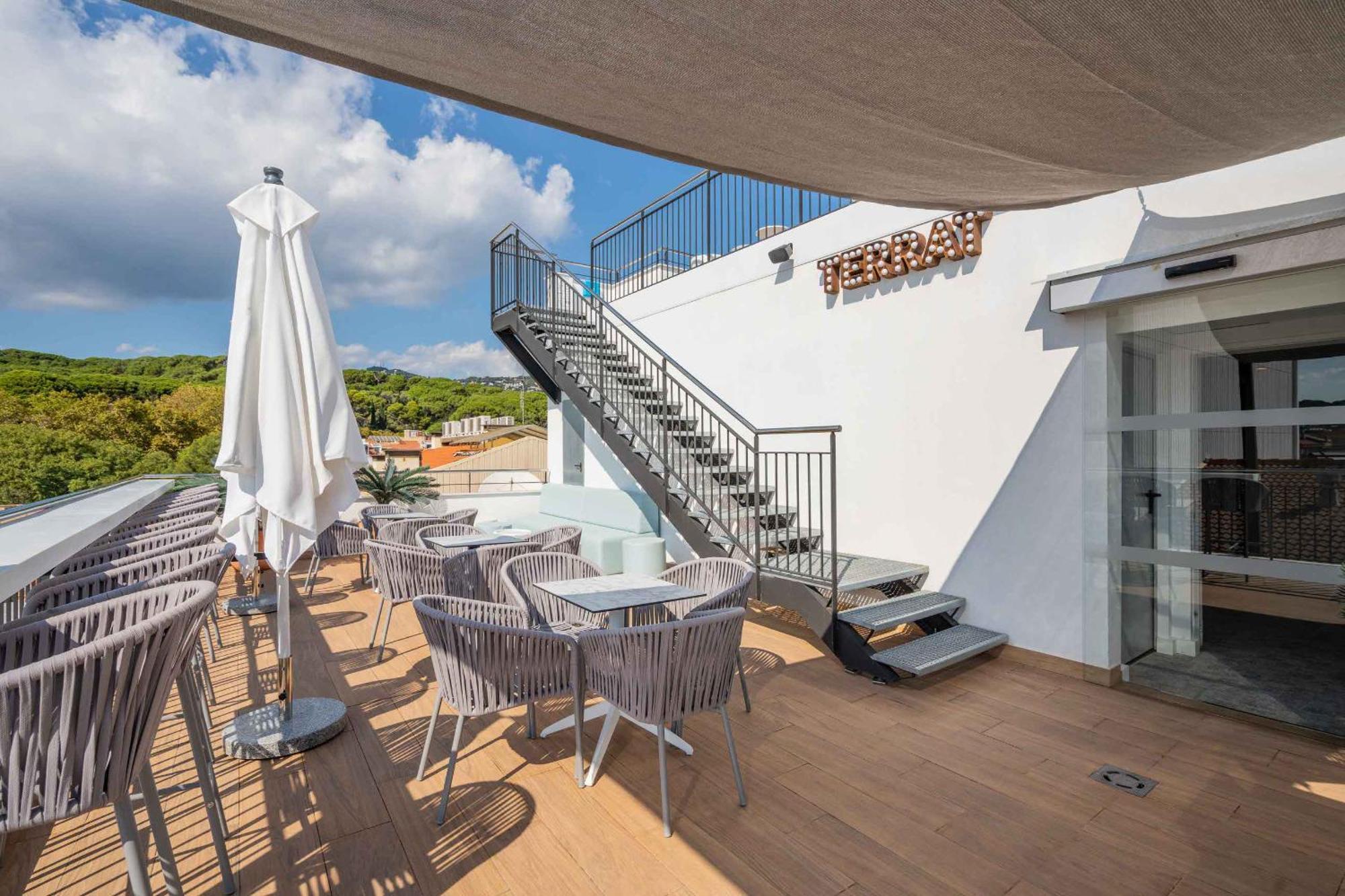 Neptuno Apartments Calella Eksteriør billede